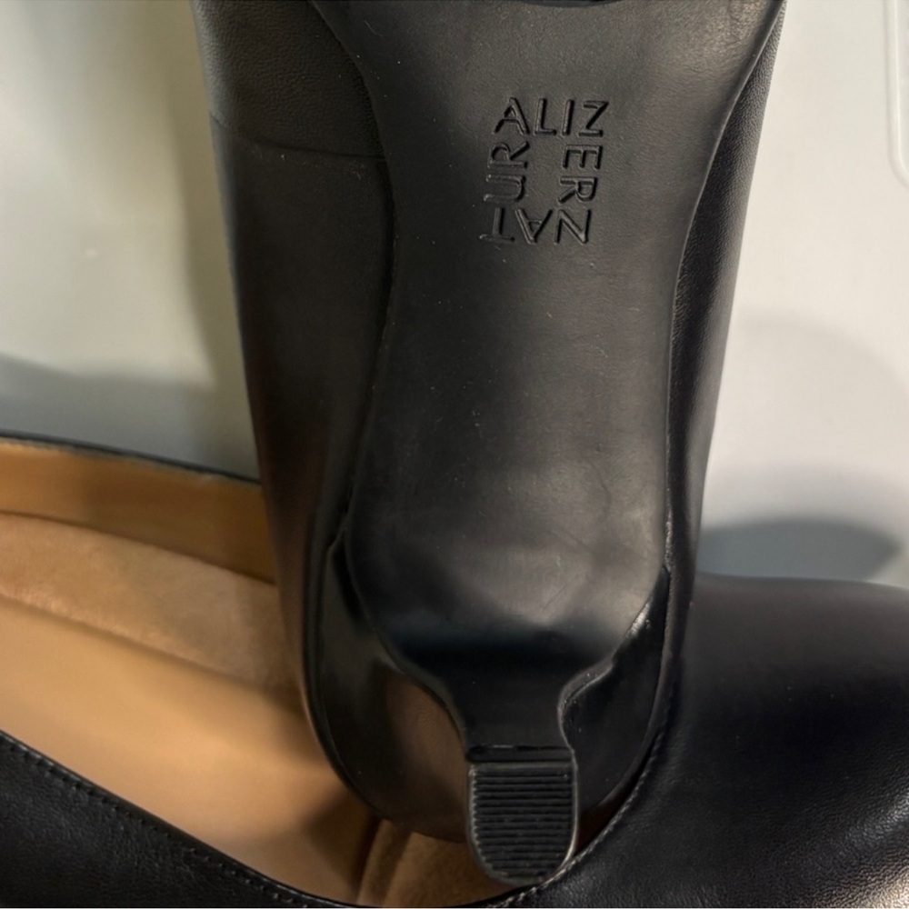 Naturalizer Elegant Black Leather Women's Pumps NWOB Size 8 Office Pin Up Retro - Picture 6 of 9